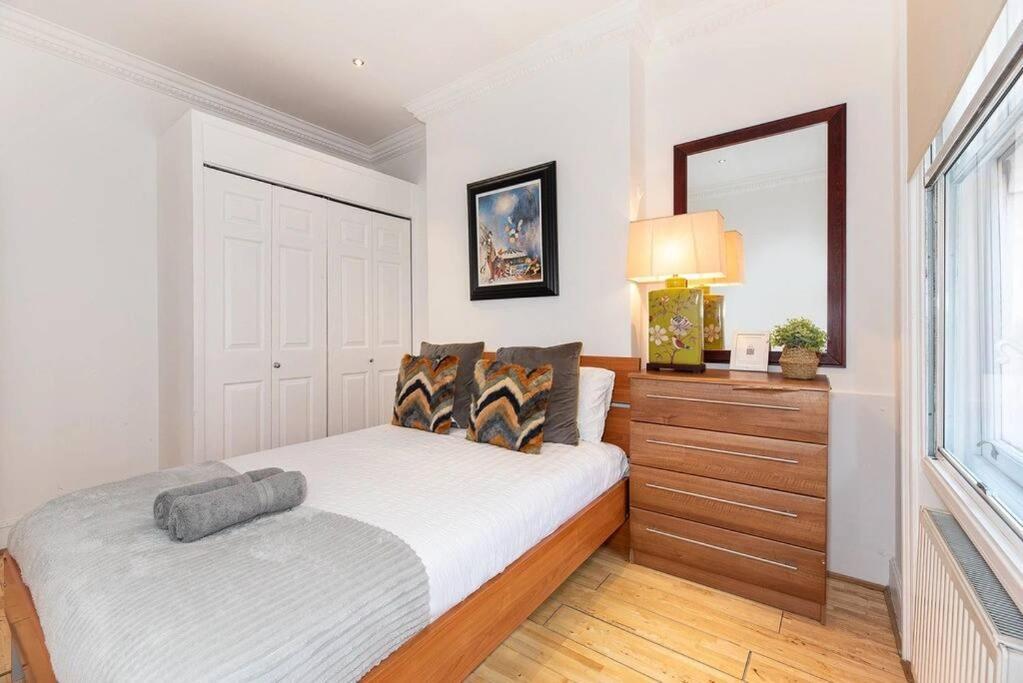 Discover London Central 2 Bedroom In Kensington Extérieur photo